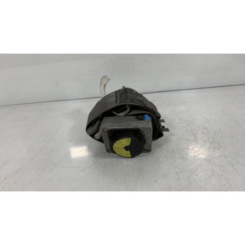 Pretensionneur de ceinture avant droit VOLKSWAGEN GOLF 4 Photo n°3