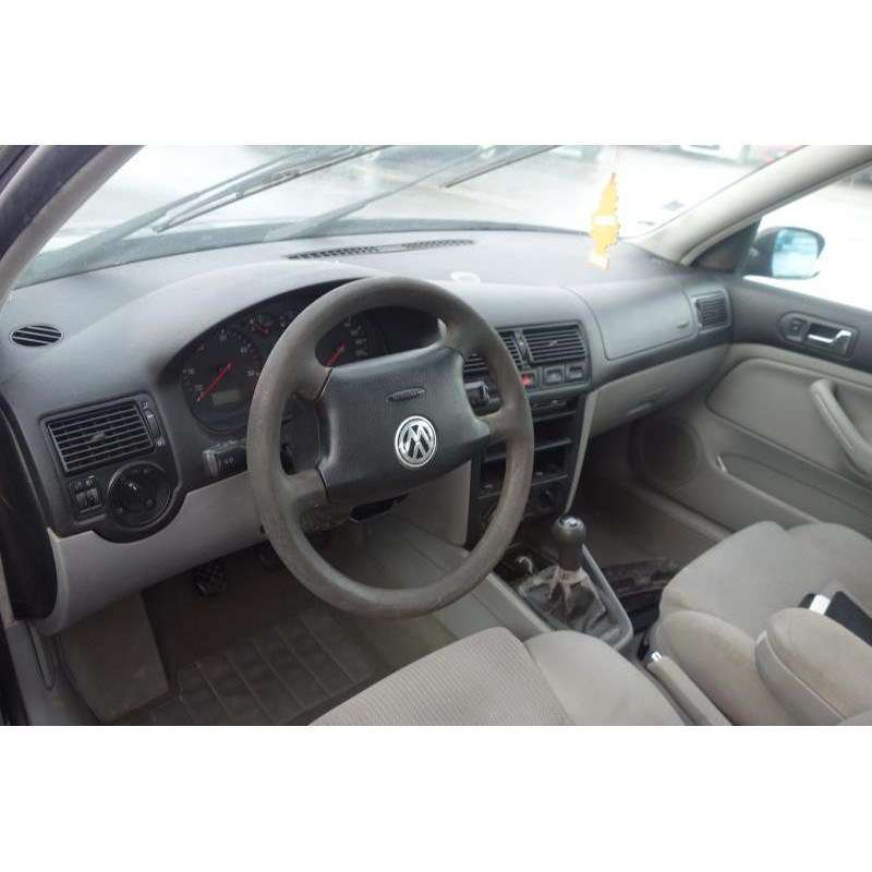 Pretensionneur de ceinture avant droit VOLKSWAGEN GOLF 4 Photo n°8