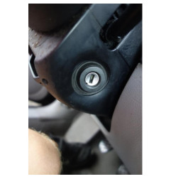 Pretensionneur de ceinture avant droit VOLKSWAGEN GOLF 4