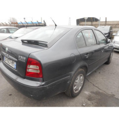 Pretensionneur de ceinture avant gauche SKODA OCTAVIA 1