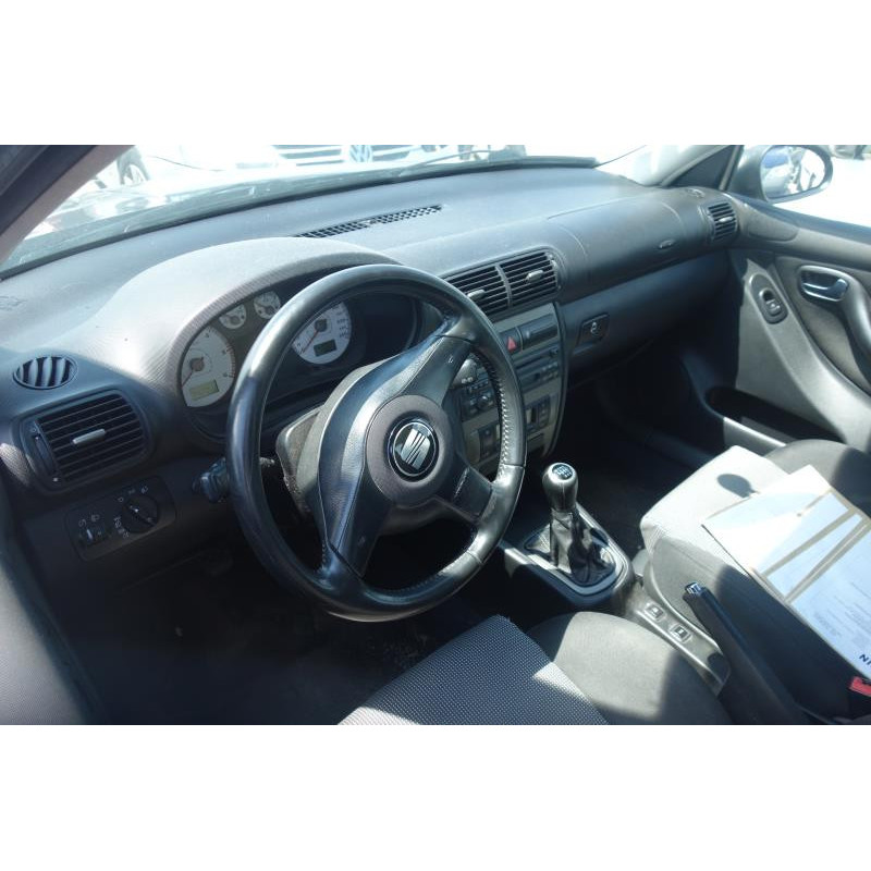 Ceinture arriere gauche SEAT LEON 1 Photo n°8