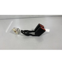 Attache ceinture arriere droit FORD MONDEO 2