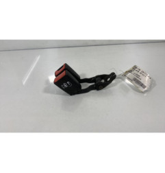 Attache ceinture arriere droit FORD MONDEO 2