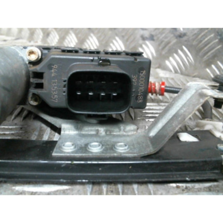 Leve vitre electrique avant droit FORD MONDEO 2 Photo n°1