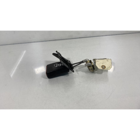 Attache ceinture arriere droit AUDI A6 2 Photo n°1