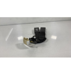 Attache ceinture arriere droit ROVER 45