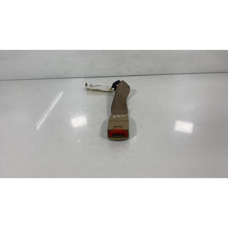 Attache ceinture arriere droit ROVER 400 2 Photo n°1
