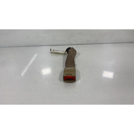Attache ceinture arriere droit ROVER 400 2 Photo n°1