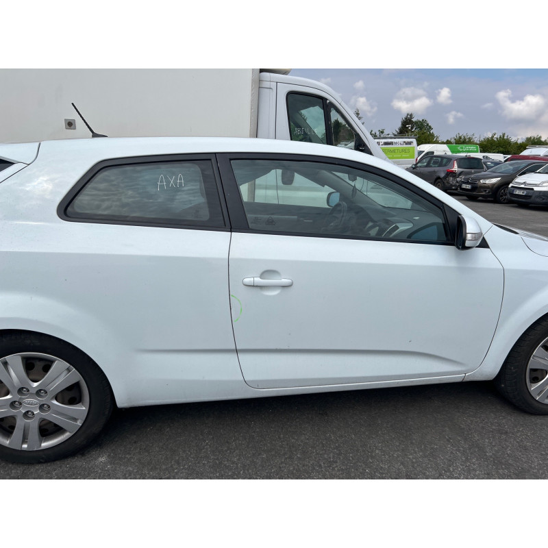 KIA PRO-CEED 1 PHASE 1 1.6 CRDI - 16V TURBO Photo n°9