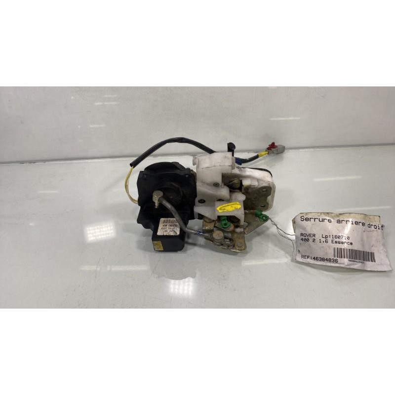 Serrure arriere droit ROVER 400 2 Photo n°3