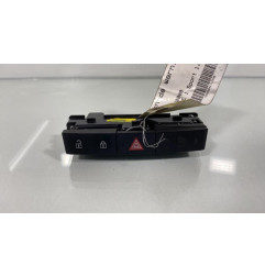 Bouton de warning OPEL ASTRA J Photo n°1