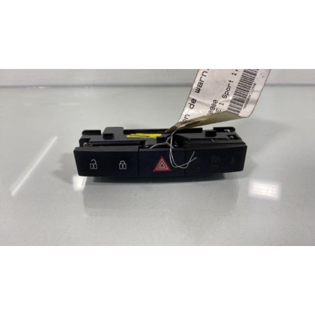 Bouton de warning OPEL ASTRA J Photo n°1
