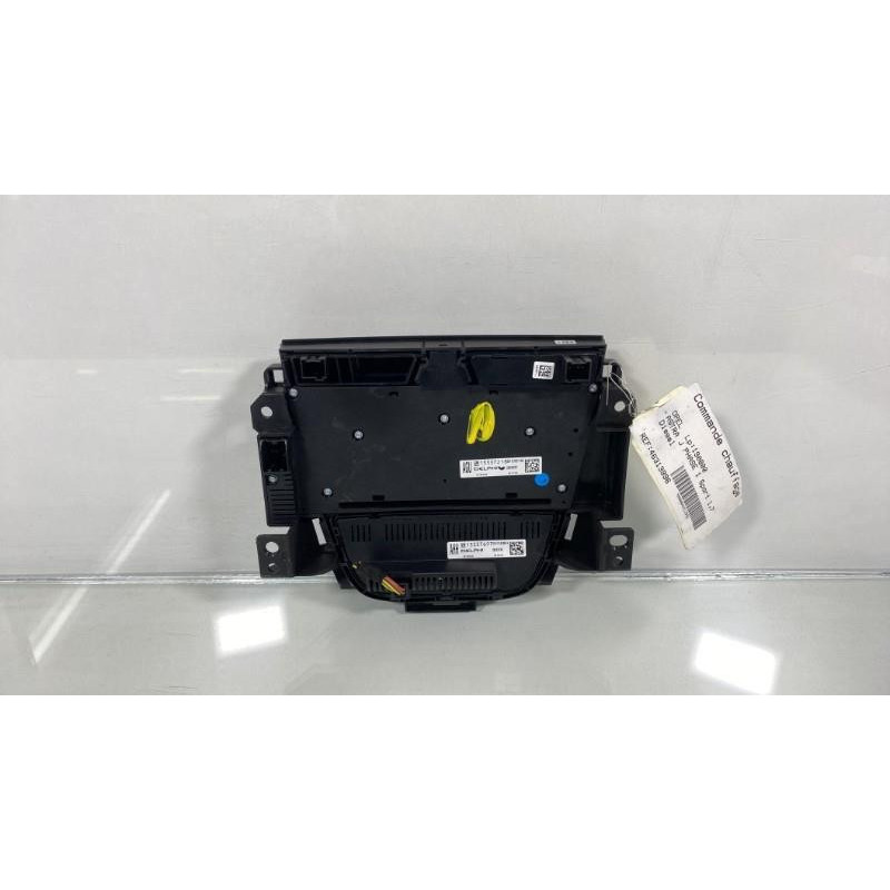 Commande chauffage OPEL ASTRA J Photo n°1