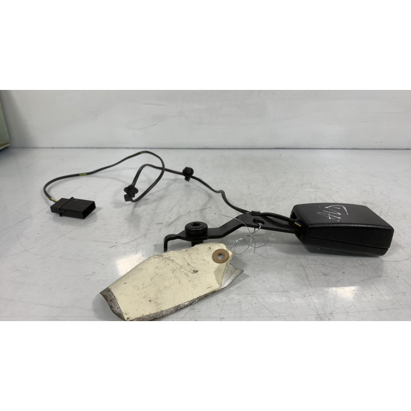 Attache ceinture avant droit ALFA ROMEO MITO Photo n°2