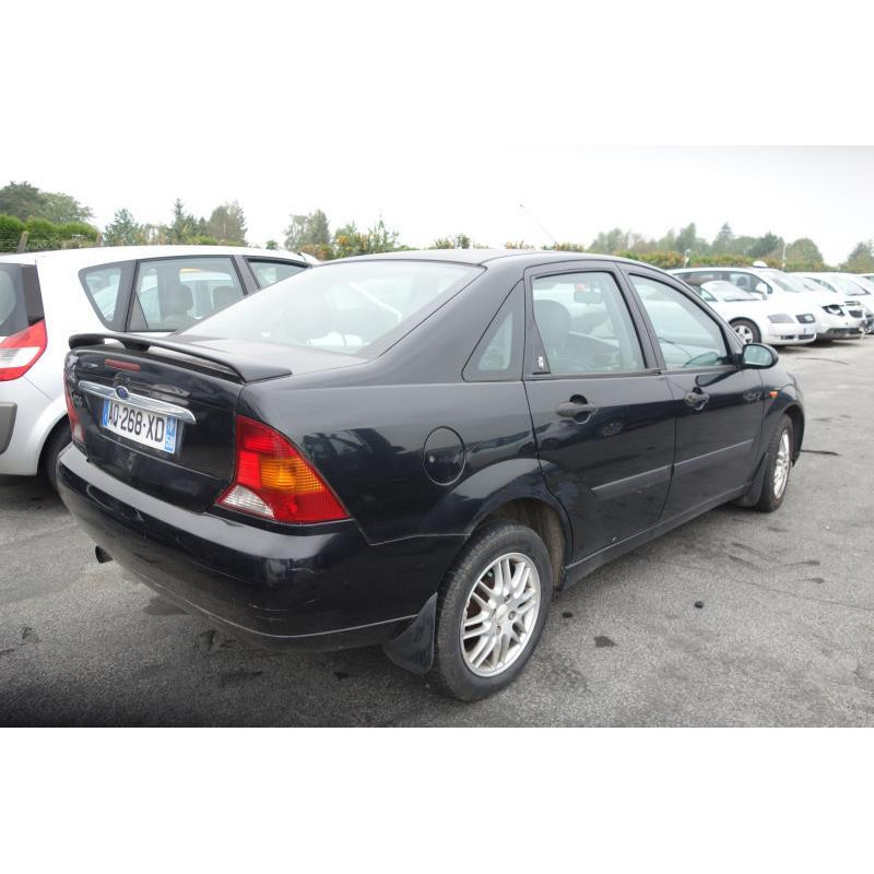 Malle/Hayon arriere FORD FOCUS 1 Photo n°9