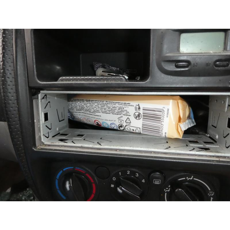 Serrure arriere droit MAZDA DEMIO Photo n°6