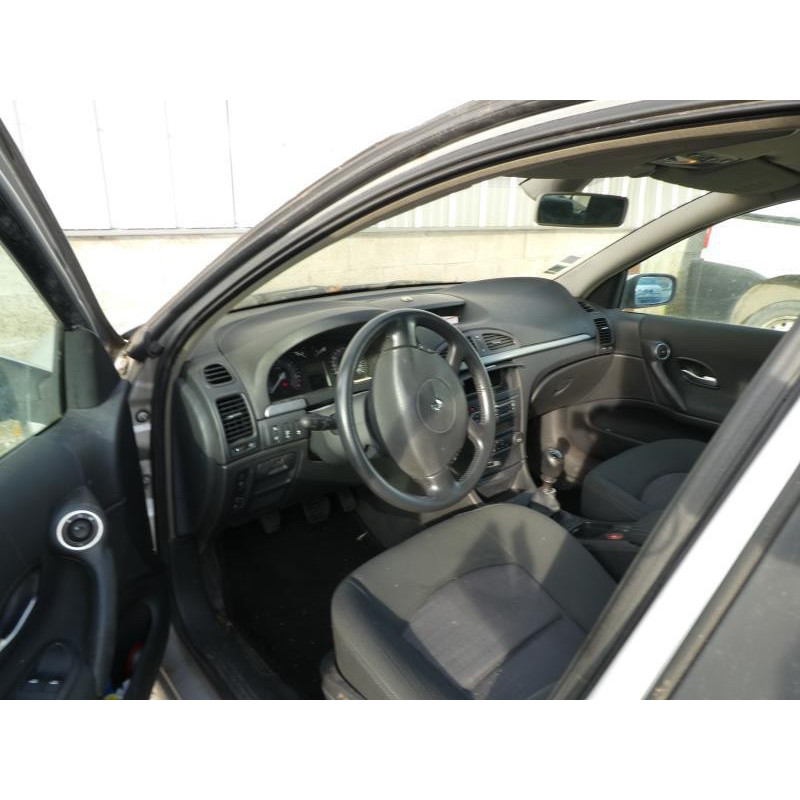 Verin de coffre RENAULT LAGUNA 2 Photo n°9