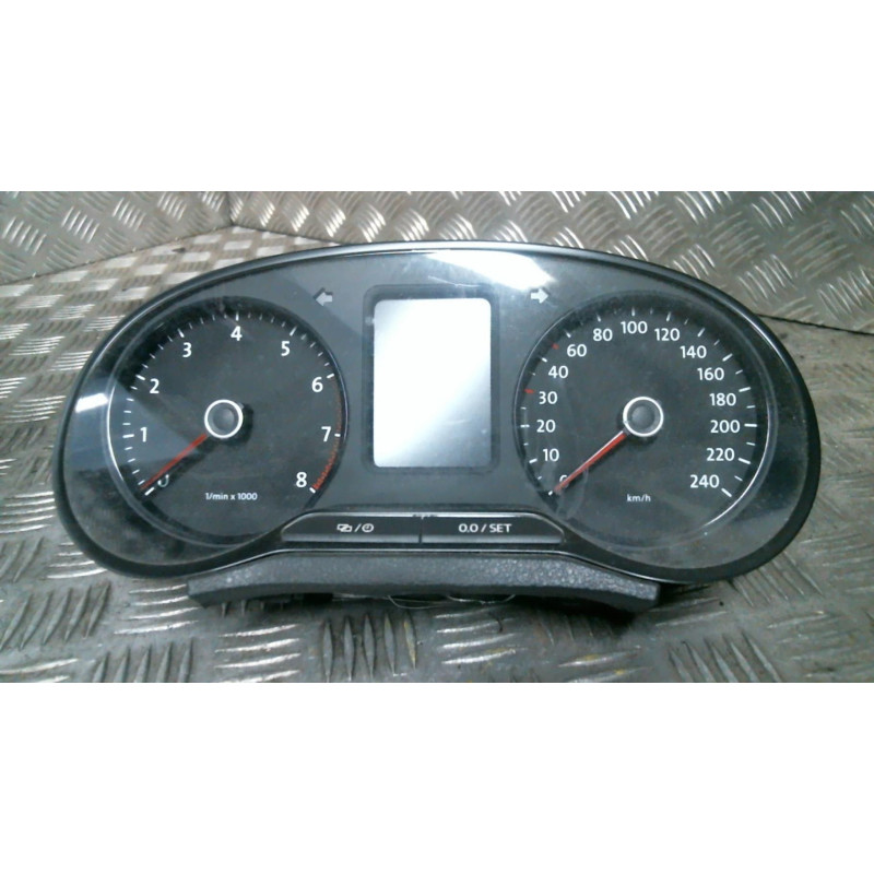 Compteur VOLKSWAGEN POLO 5 Photo n°2