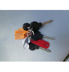 Serrure avant droit CITROEN XANTIA