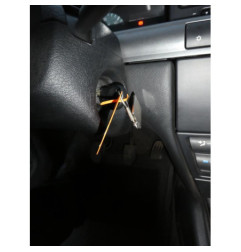 Attache ceinture arriere droit CITROEN XANTIA