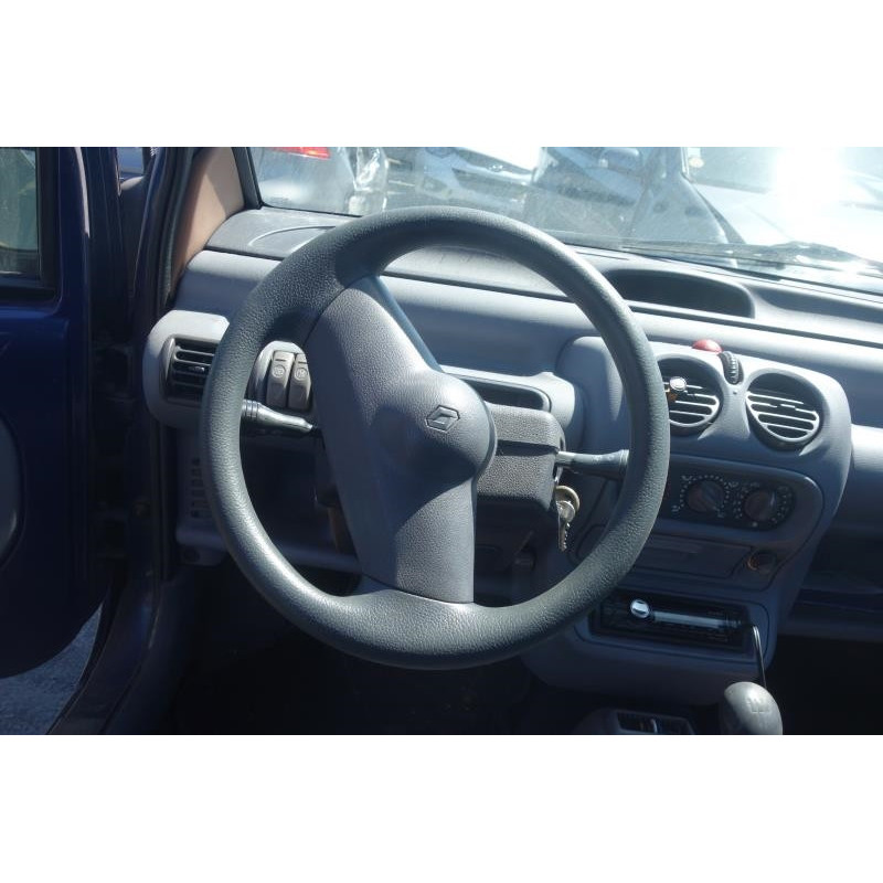 Pare choc avant RENAULT TWINGO 1 Photo n°8