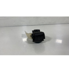 Ceinture arriere droit PEUGEOT 309 Photo n°1