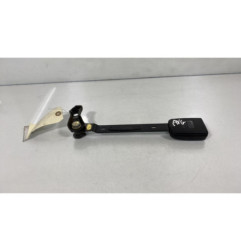 Attache ceinture avant gauche VOLKSWAGEN PASSAT 4 Photo n°1