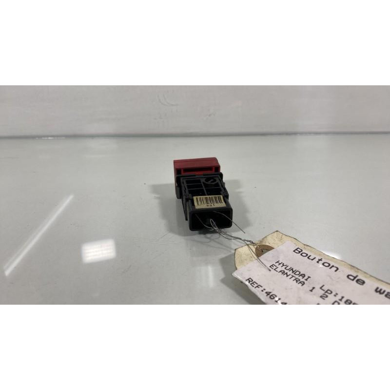 Bouton de warning HYUNDAI ELANTRA 1 Photo n°2