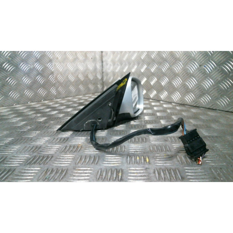 Retroviseur droit VOLKSWAGEN PASSAT 4 Photo n°3