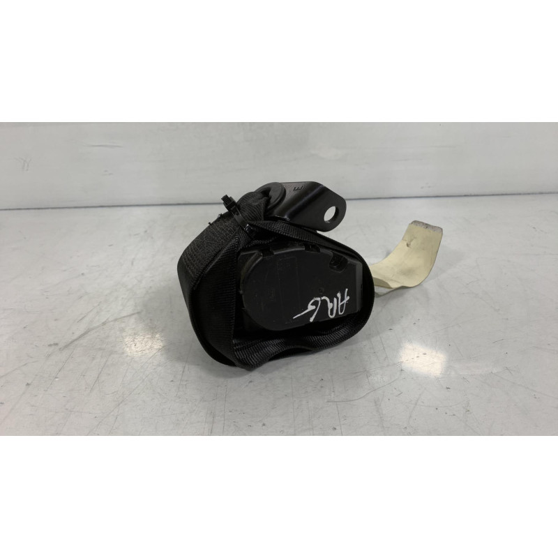 Ceinture arriere gauche VOLKSWAGEN FOX Photo n°2
