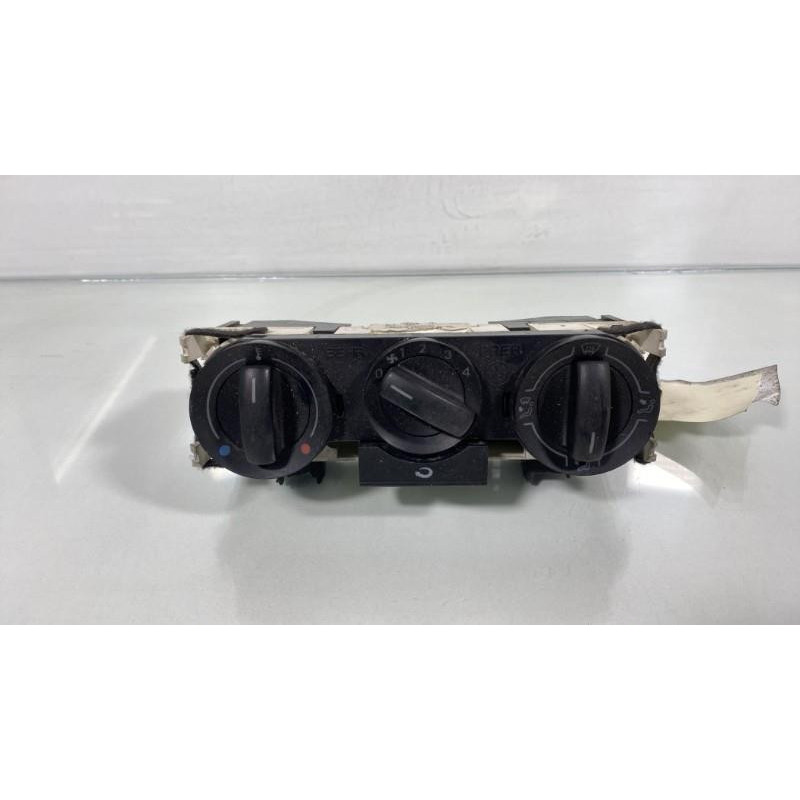 Commande chauffage VOLKSWAGEN FOX Photo n°3