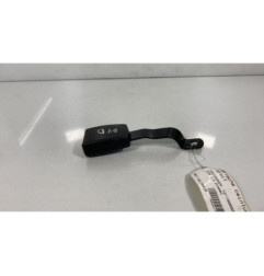 Attache ceinture avant droit VOLKSWAGEN FOX Photo n°1
