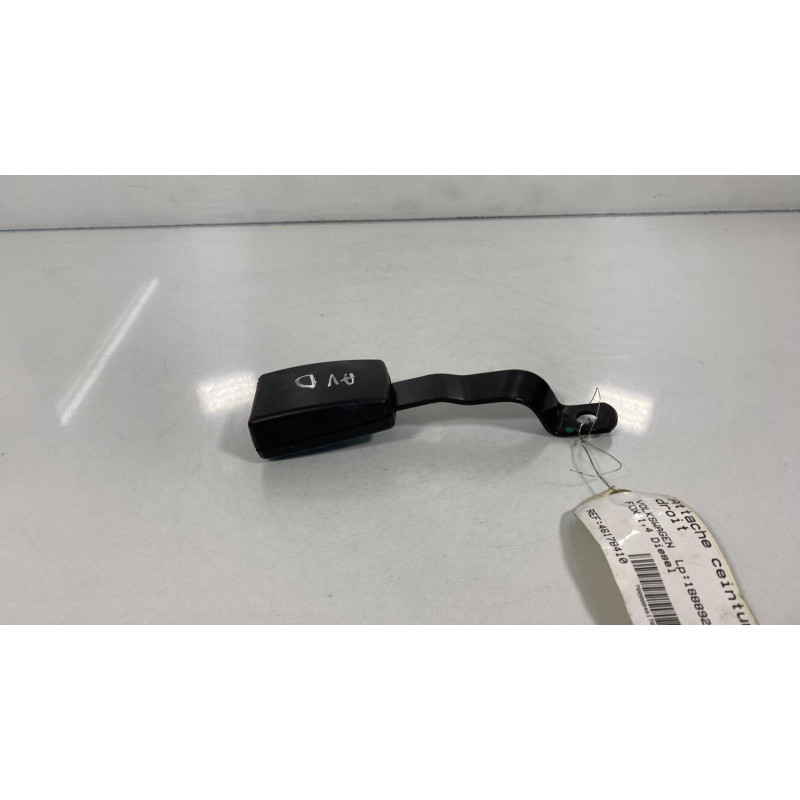 Attache ceinture avant droit VOLKSWAGEN FOX Photo n°1