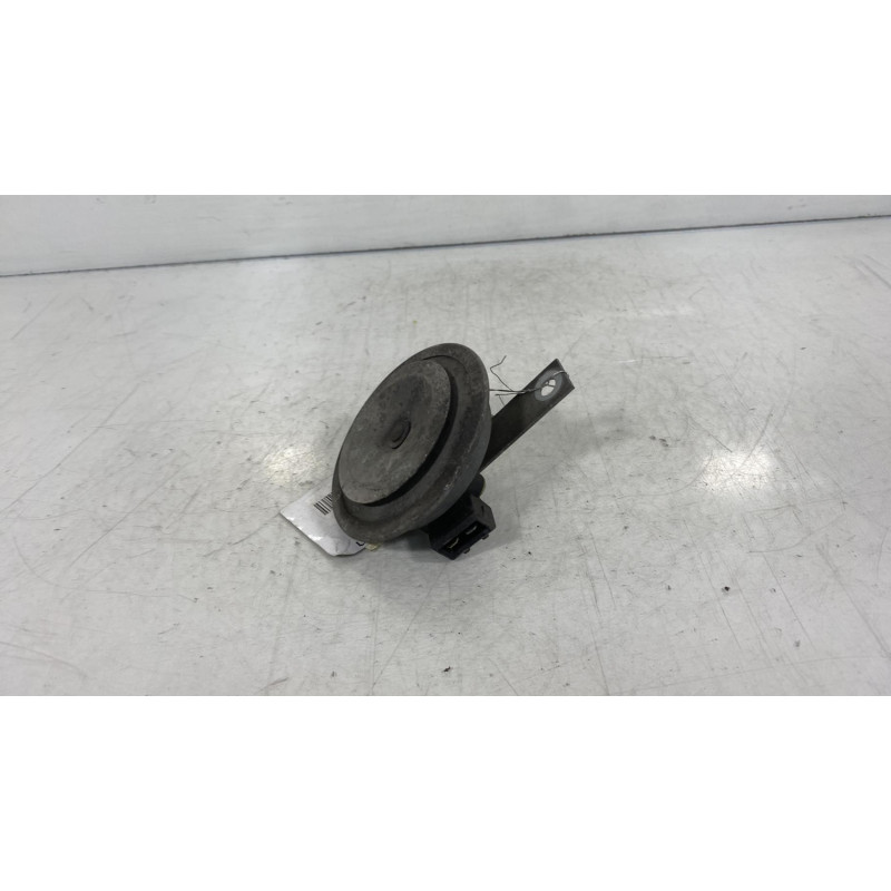 Avertisseur/Klaxon VOLKSWAGEN FOX Photo n°3