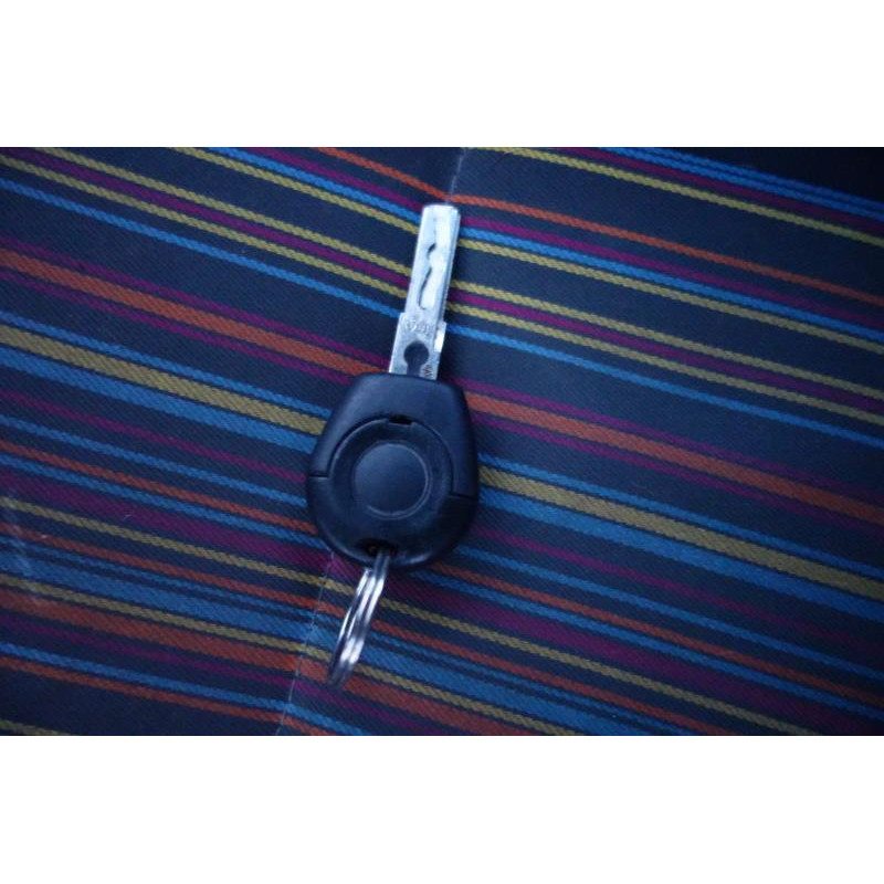 Ceinture arriere droit VOLKSWAGEN FOX Photo n°10