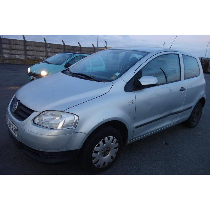 Ceinture arriere gauche VOLKSWAGEN FOX Photo n°4