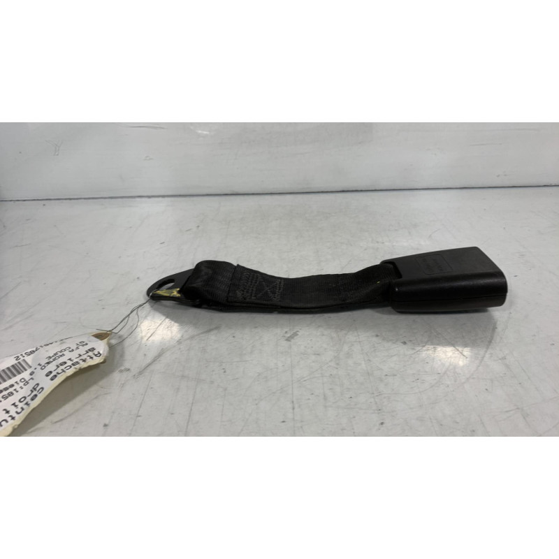 Attache ceinture arriere droit ALFA ROMEO GT Photo n°2
