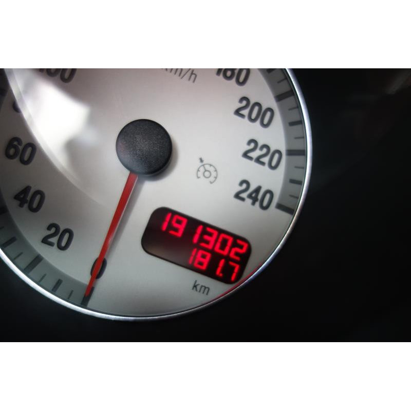 Bouton de warning ALFA ROMEO GT Photo n°11