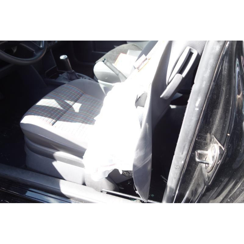 Ceinture arriere droit VOLKSWAGEN POLO 4 Photo n°9
