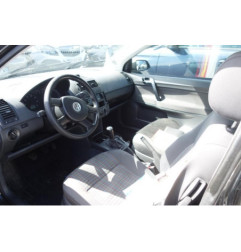 Pretensionneur de ceinture avant droit VOLKSWAGEN POLO 4