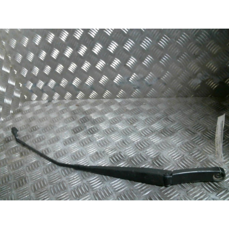 Bras essuie glace avant droit SKODA FABIA 3 Photo n°1
