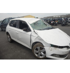 Serrure avant gauche SKODA FABIA 3