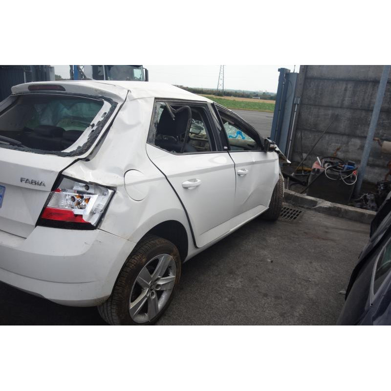 Serrure avant gauche SKODA FABIA 3 Photo n°14