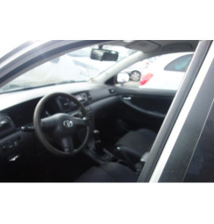 Attache ceinture avant gauche TOYOTA COROLLA 10
