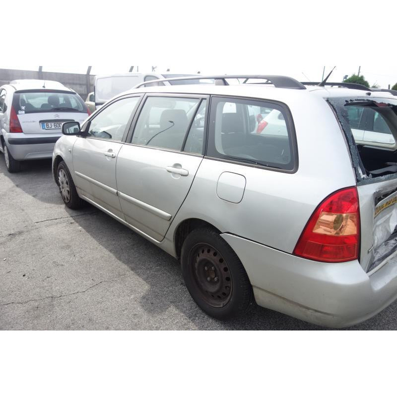Attache ceinture avant gauche TOYOTA COROLLA 10 Photo n°9