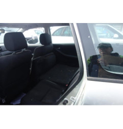 Attache ceinture avant gauche TOYOTA COROLLA 10