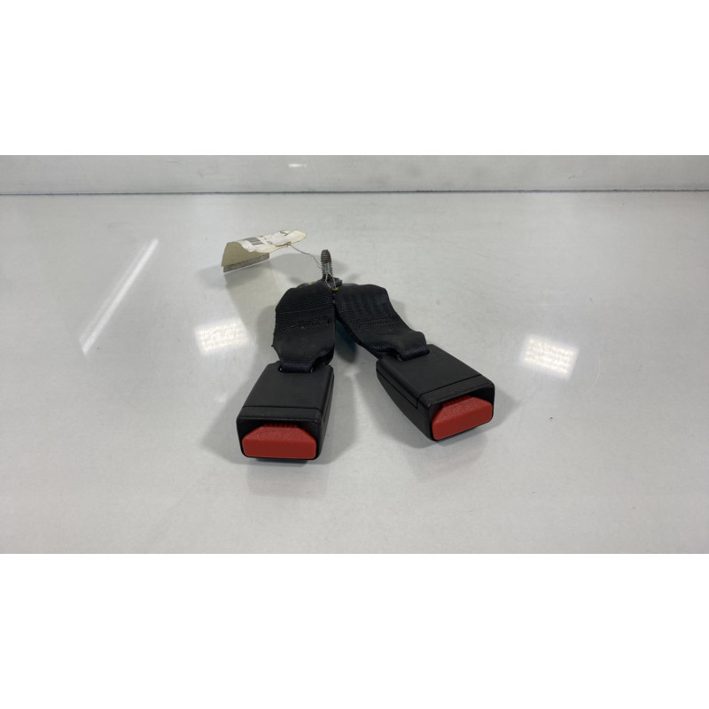 Attache ceinture arriere droit DACIA SANDERO 2 Photo n°1