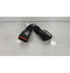 Attache ceinture arriere gauche DACIA SANDERO 2 Photo n°1