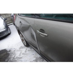 Verin de coffre PEUGEOT 3008 1