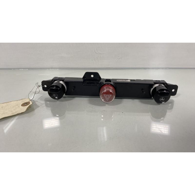Bouton de warning FIAT 500 2 Photo n°1